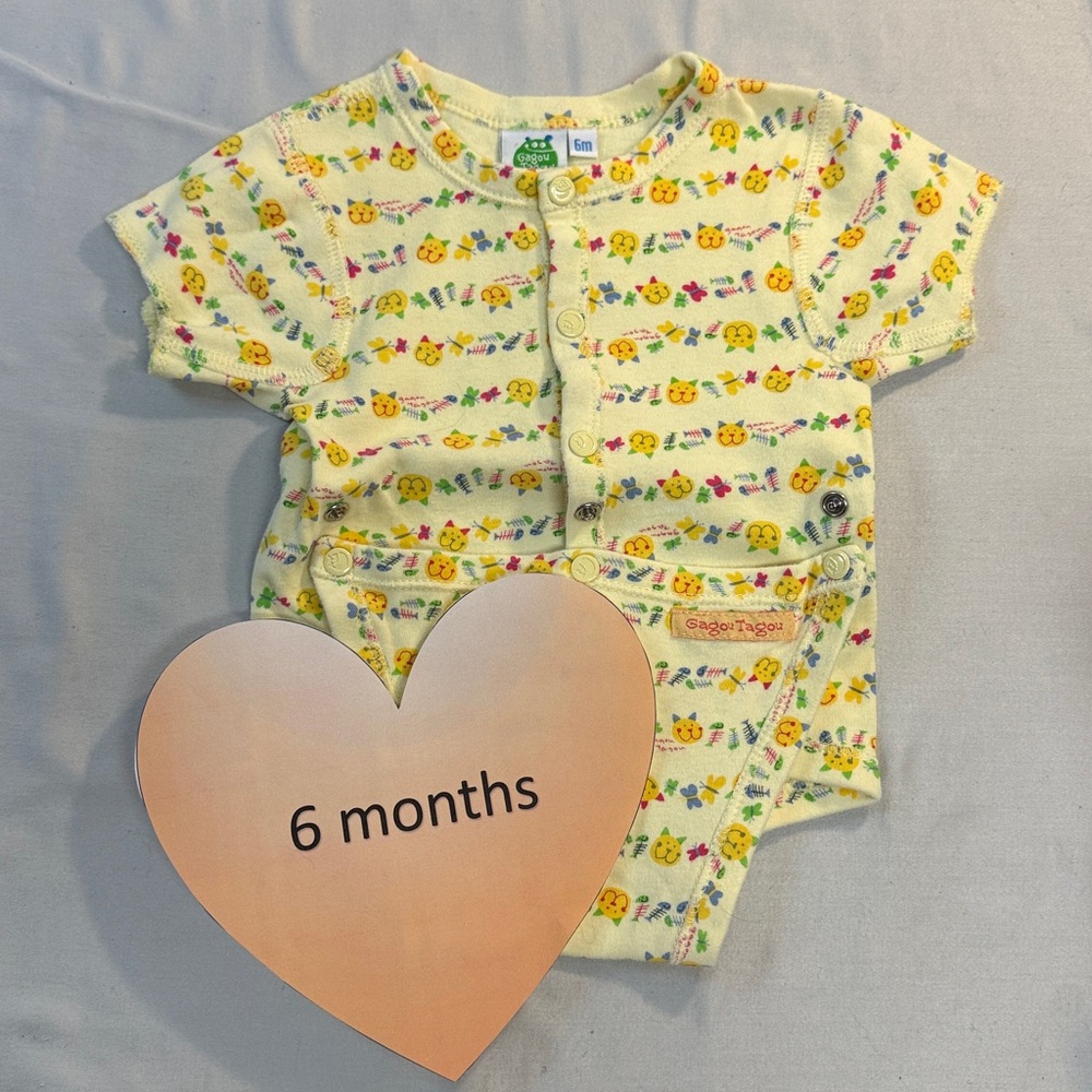 Gagou Tagou - Baby Onesie shirt with Animal Print
